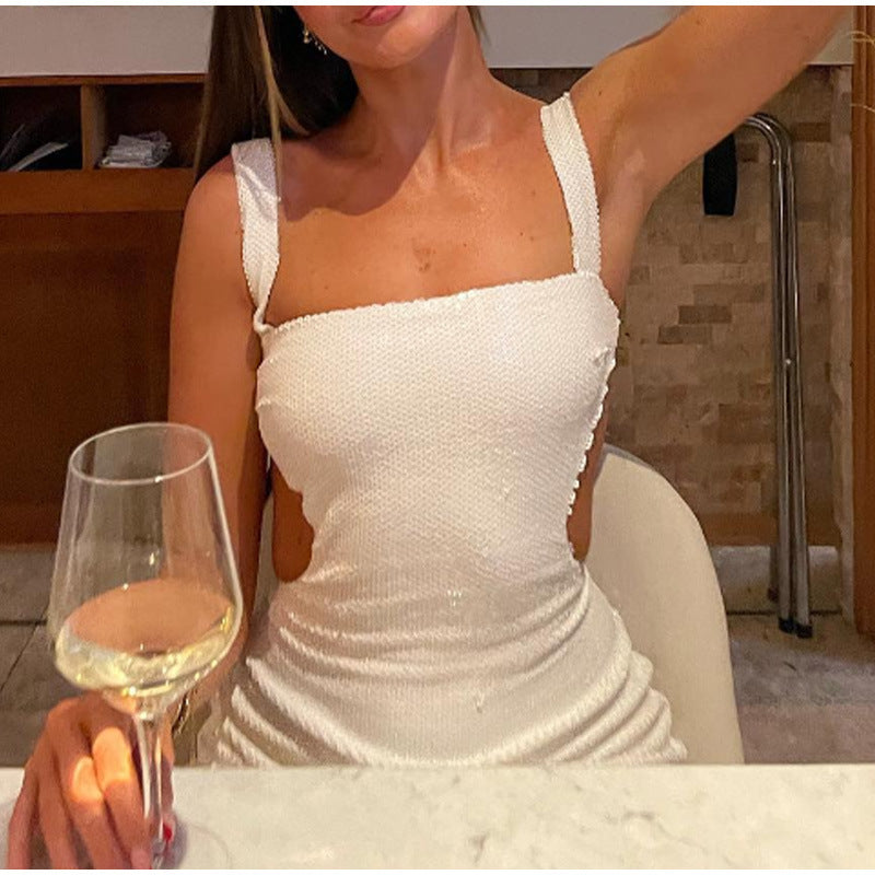 Ángel® | Encantadora falda de vestido sin espalda con cuello cuadrado y tirantes de lentejuelas